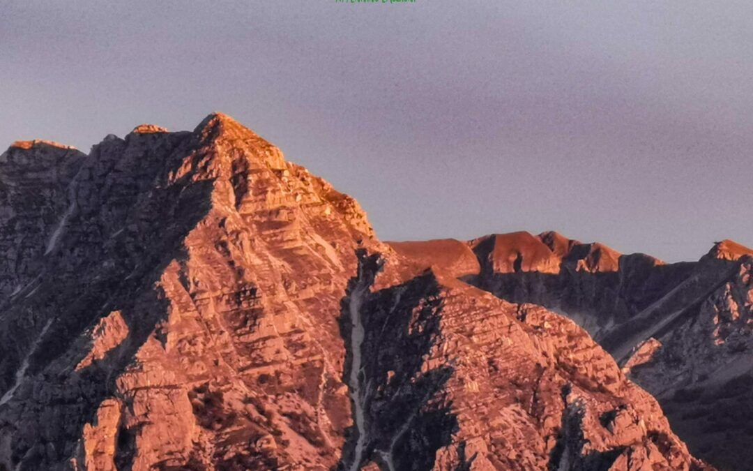 :. 09/12 – Escursione Sibillini: Il tramonto sull’altopiano di Macereto